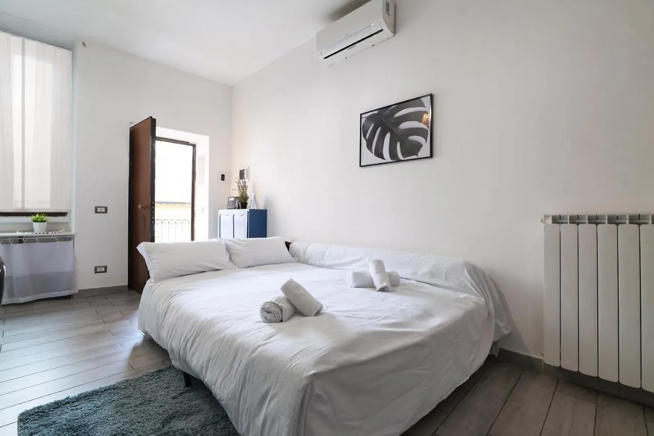 Apartmán Primopiano - Edolo 7 Milán 0*,