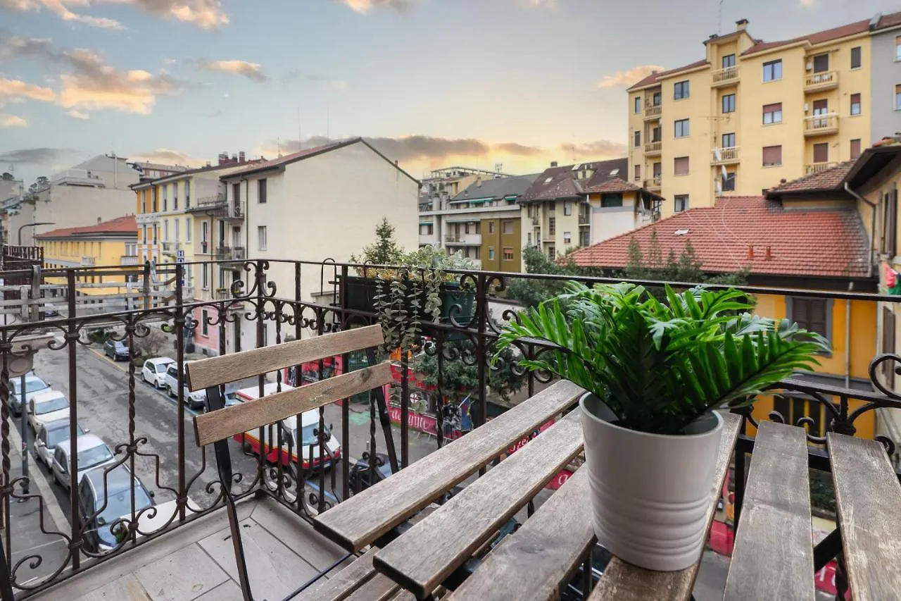 Ferienwohnung Primopiano - Edolo 7 Mailand Apartment
